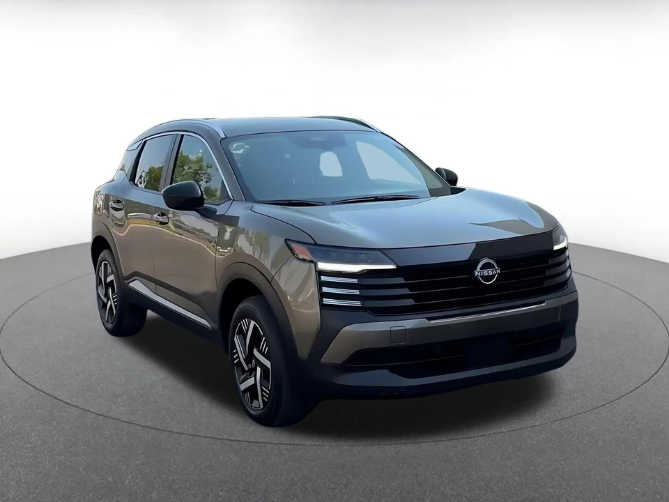 2026 Nissan Kicks - Image 3 of 31