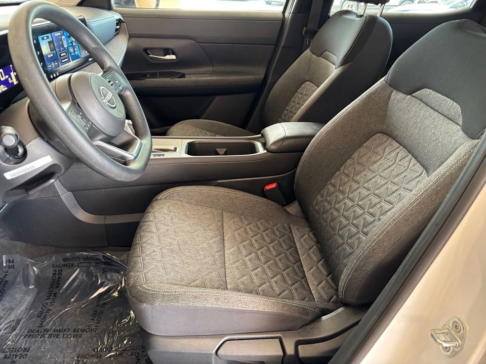2026 Nissan Kicks - Image 27 of 31