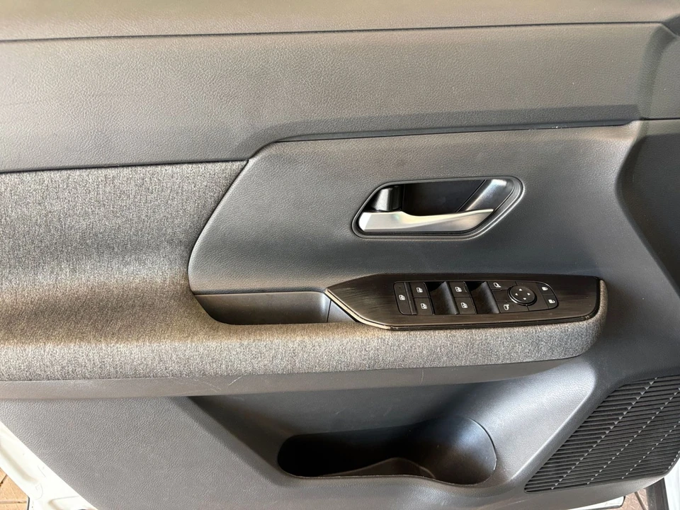2026 Nissan Kicks - Image 20 of 31