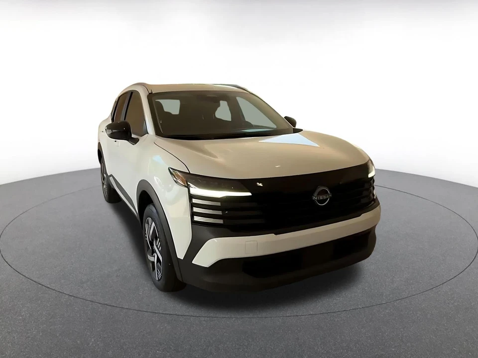 2026 Nissan Kicks - Image 3 of 31