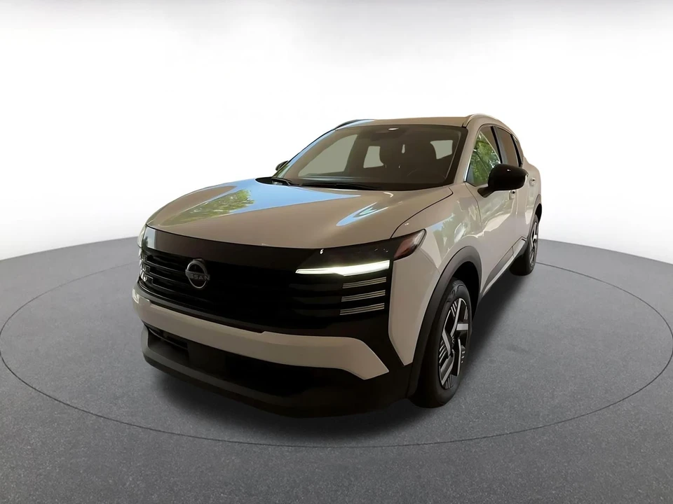 2026 Nissan Kicks - Image 7 of 31