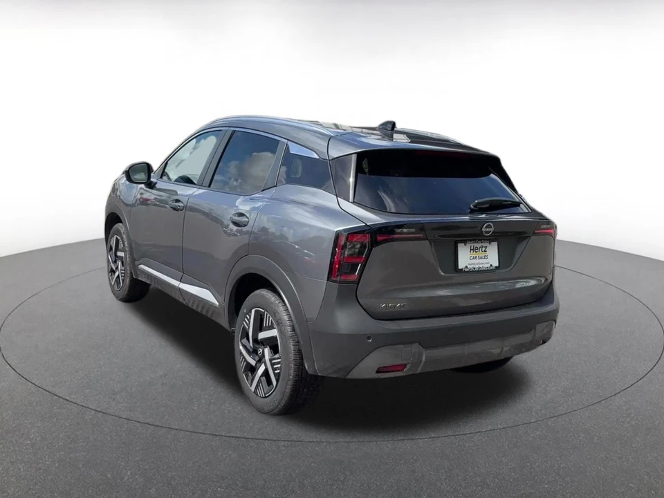2026 Nissan Kicks - Image 11 of 31