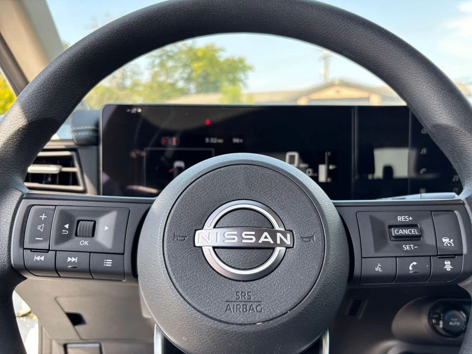 2026 Nissan Kicks - Image 28 of 31