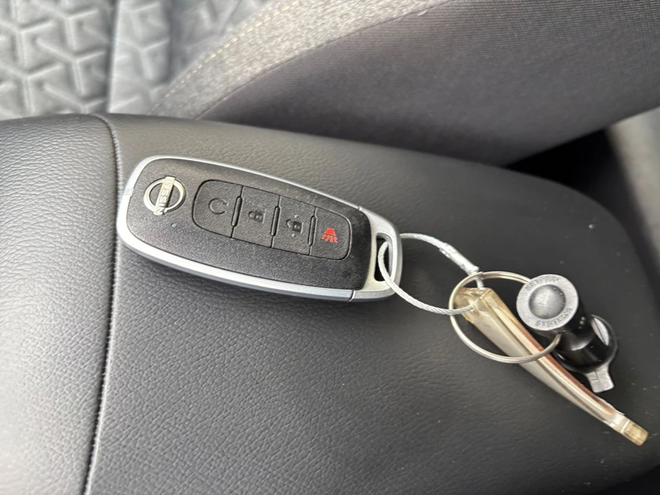 2026 Nissan Kicks - Image 22 of 31