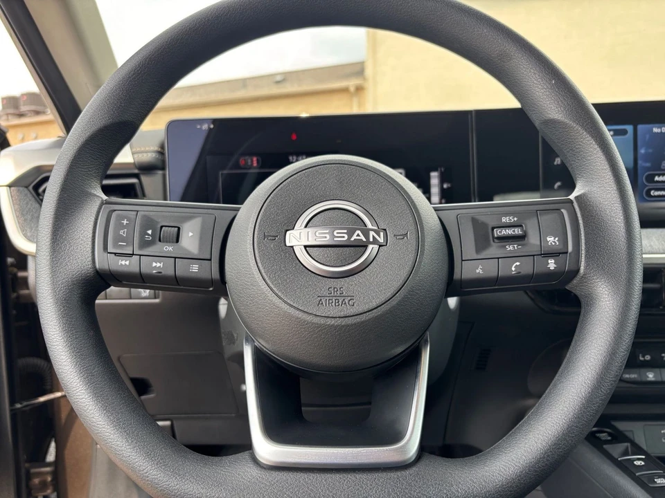 2026 Nissan Kicks - Image 29 of 31