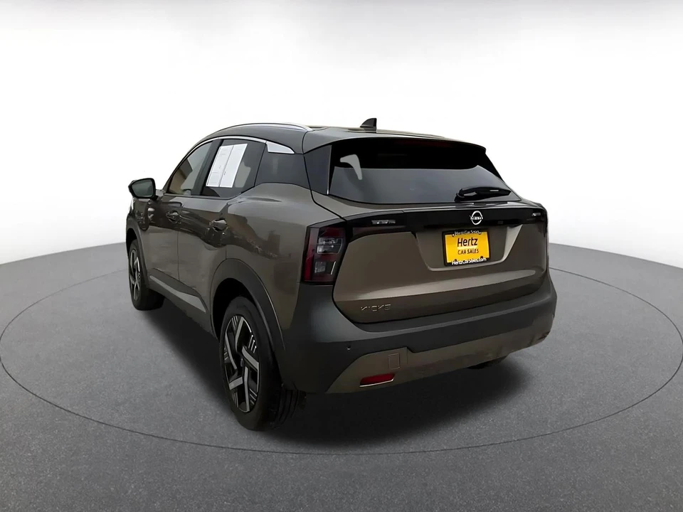 2026 Nissan Kicks - Image 13 of 31