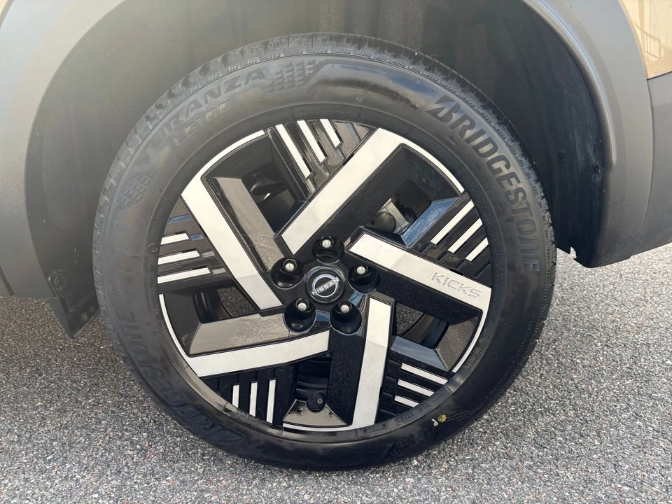 2026 Nissan Kicks - Image 30 of 31