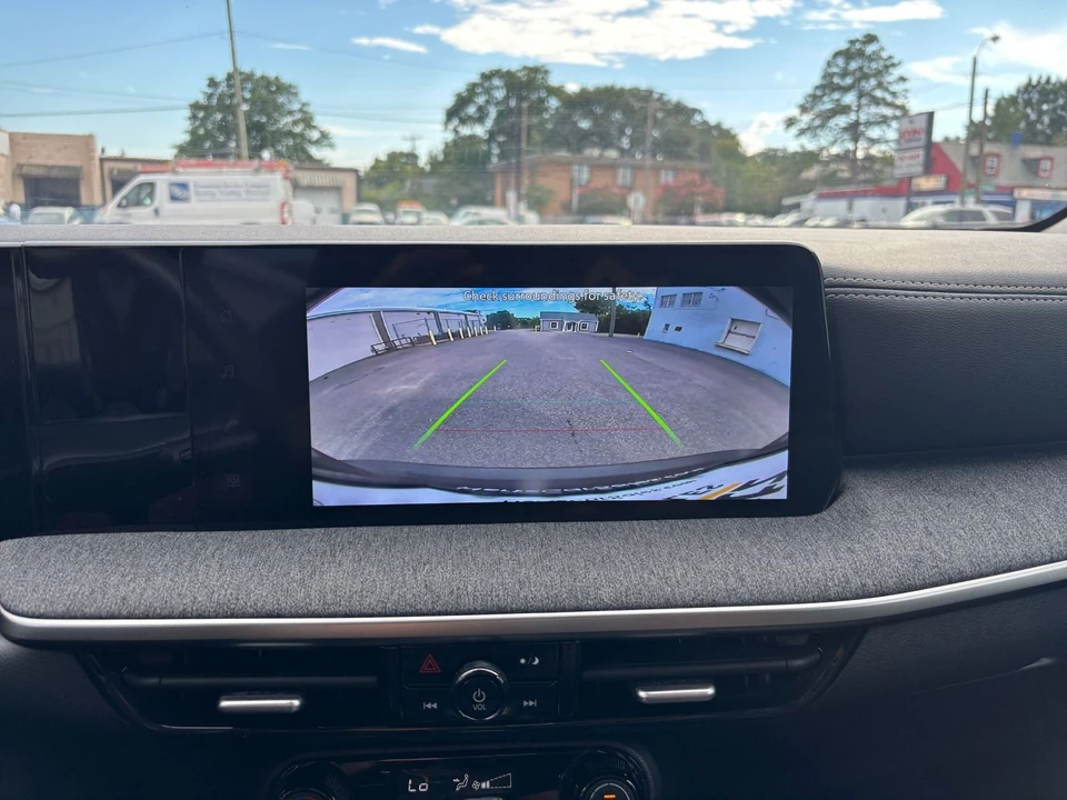 2026 Nissan Kicks - Image 23 of 31