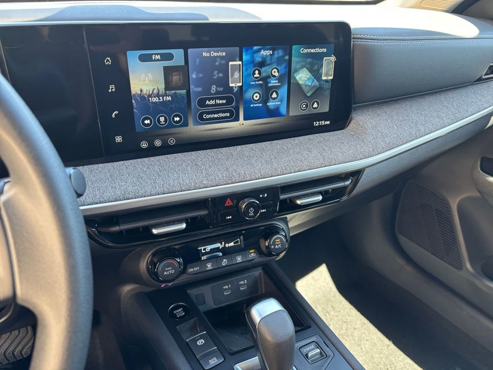 2026 Nissan Kicks - Image 18 of 31