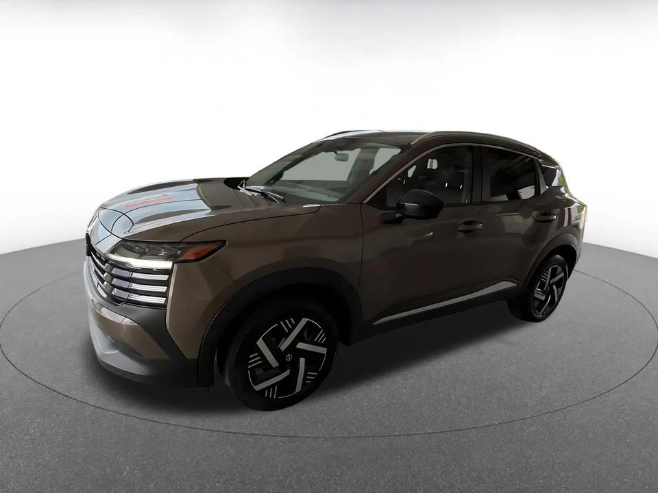 2026 Nissan Kicks - Image 8 of 31