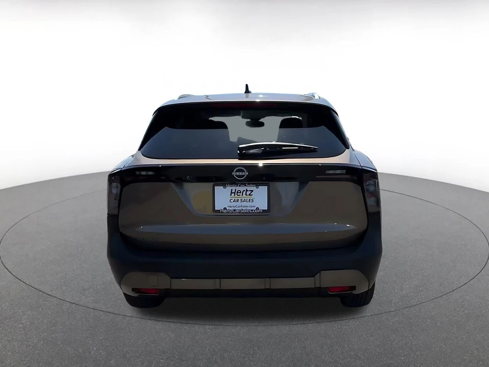 2026 Nissan Kicks - Image 14 of 31