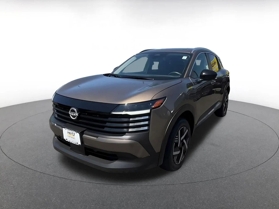 2026 Nissan Kicks - Image 7 of 31