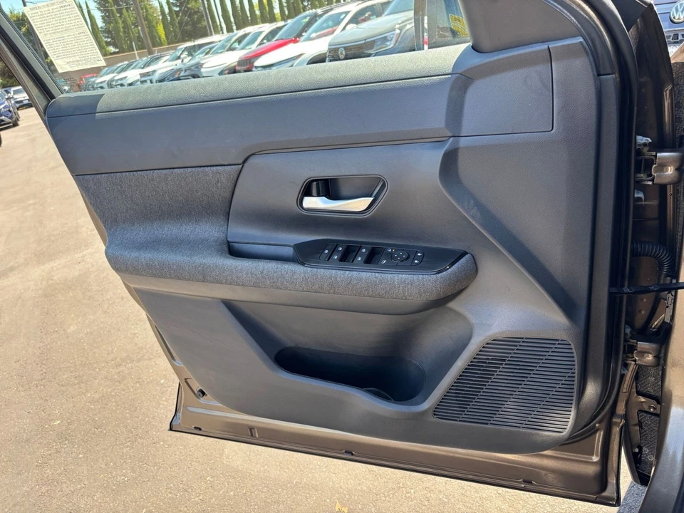 2026 Nissan Kicks - Image 20 of 31