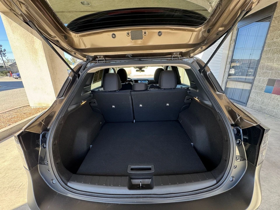 2026 Nissan Kicks - Image 31 of 31