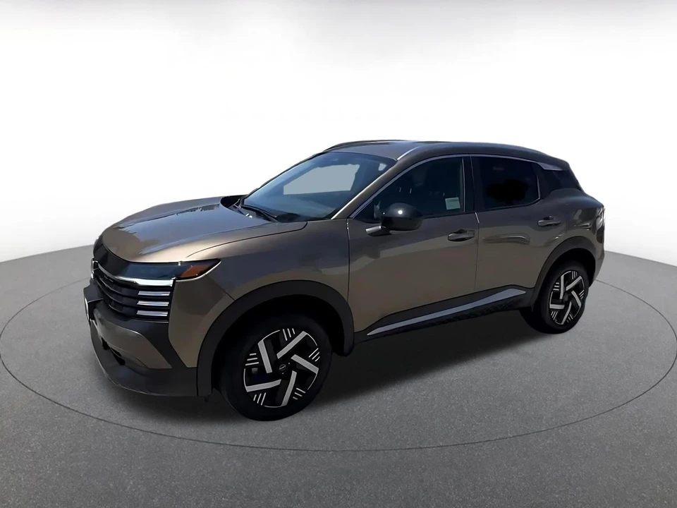 2026 Nissan Kicks - Image 8 of 31