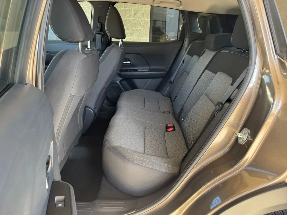 2026 Nissan Kicks - Image 26 of 31