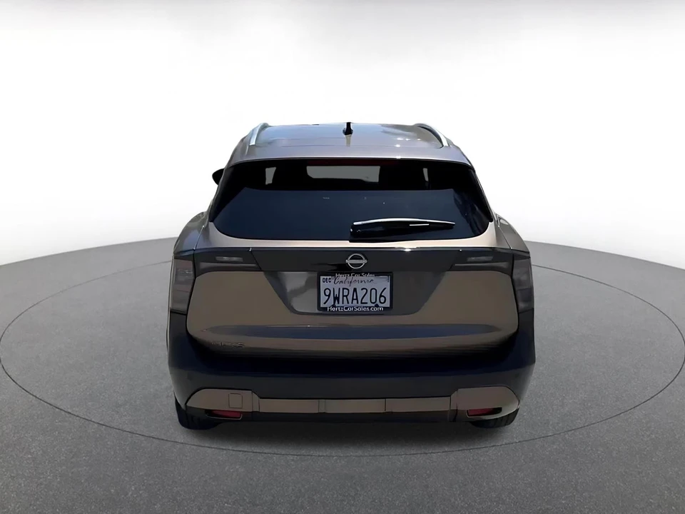 2026 Nissan Kicks - Image 14 of 31
