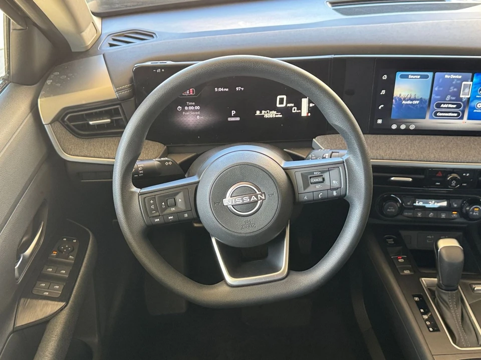 2026 Nissan Kicks - Image 28 of 31