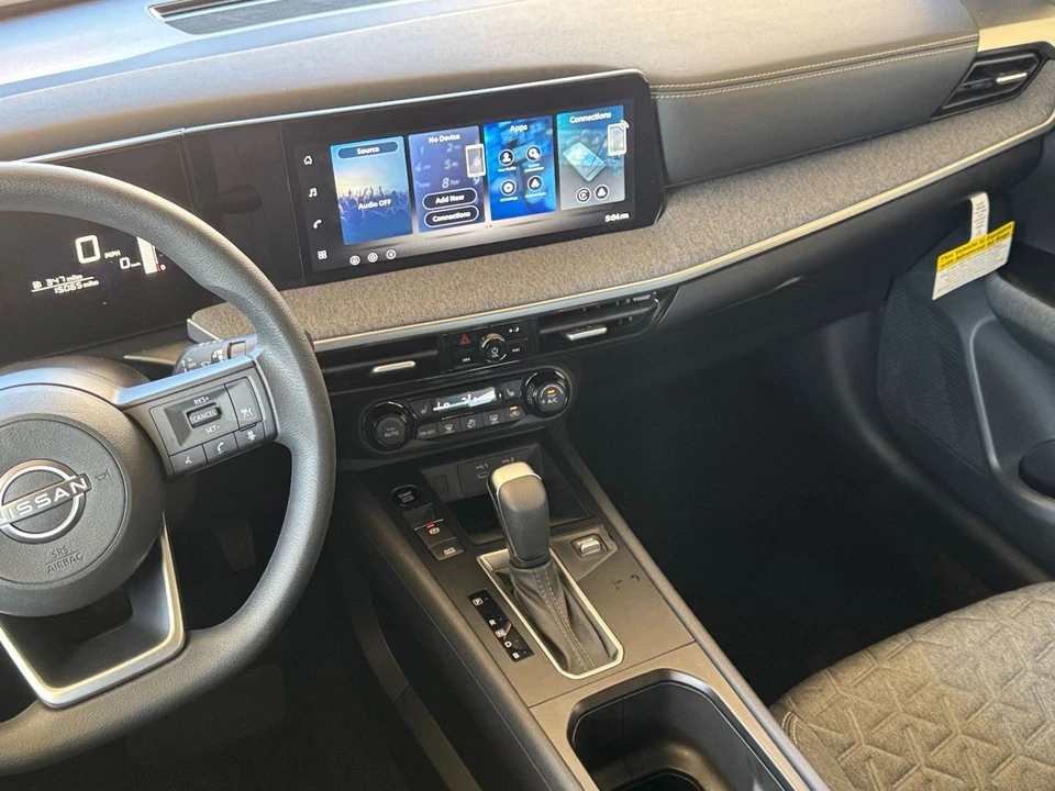 2026 Nissan Kicks - Image 21 of 31