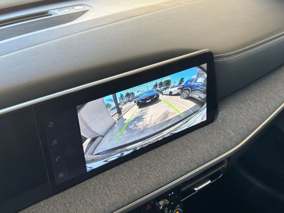 2026 Nissan Kicks - Image 23 of 31
