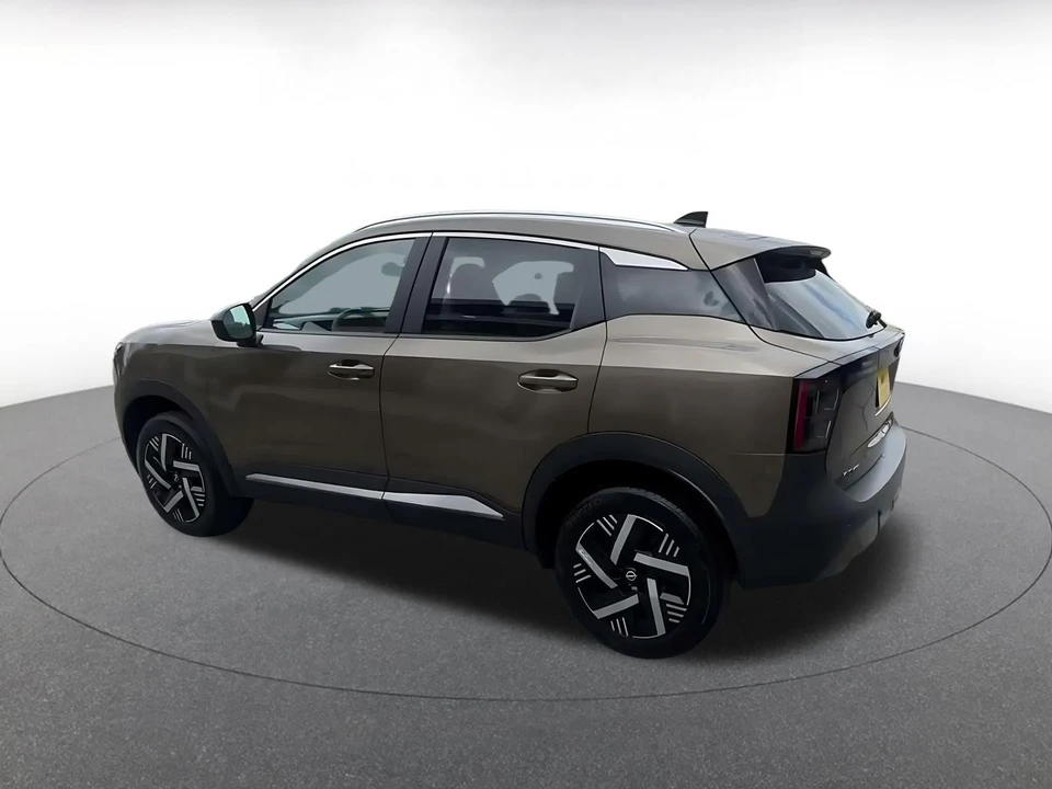 2026 Nissan Kicks - Image 12 of 31