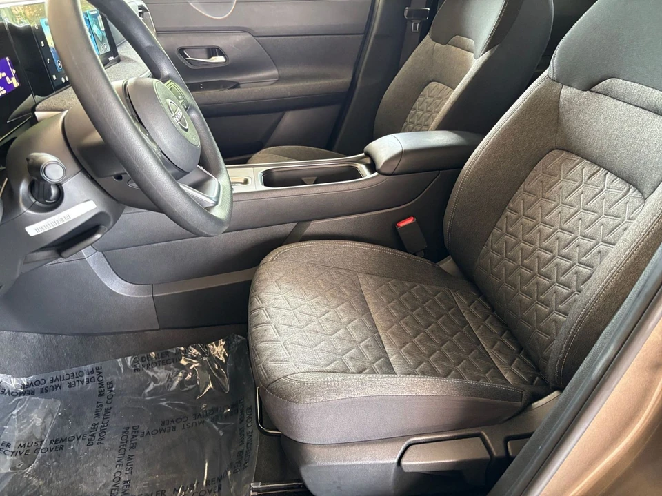 2026 Nissan Kicks - Image 27 of 31