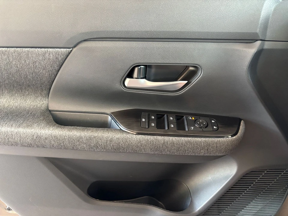 2026 Nissan Kicks - Image 20 of 31