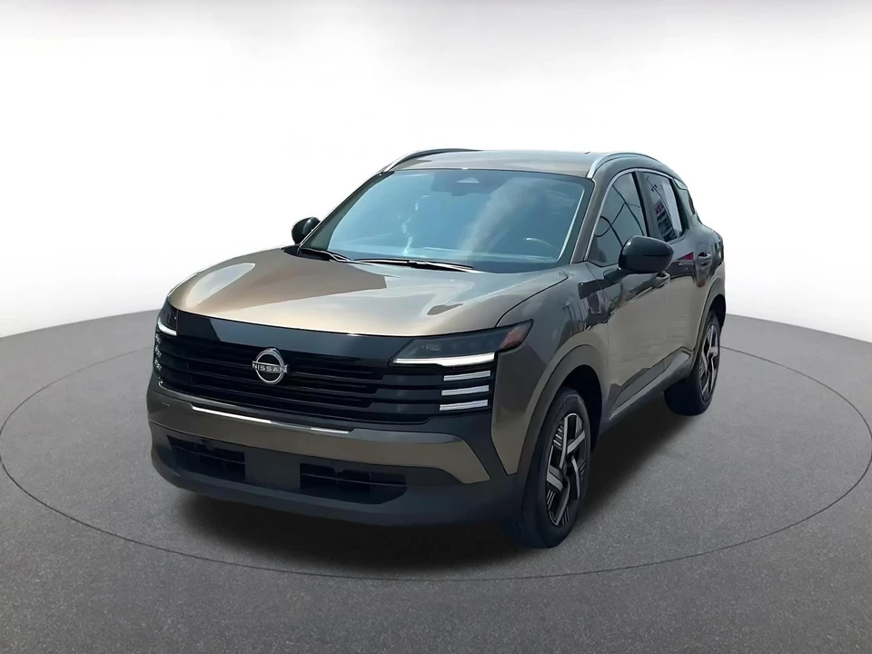 2026 Nissan Kicks - Image 8 of 31
