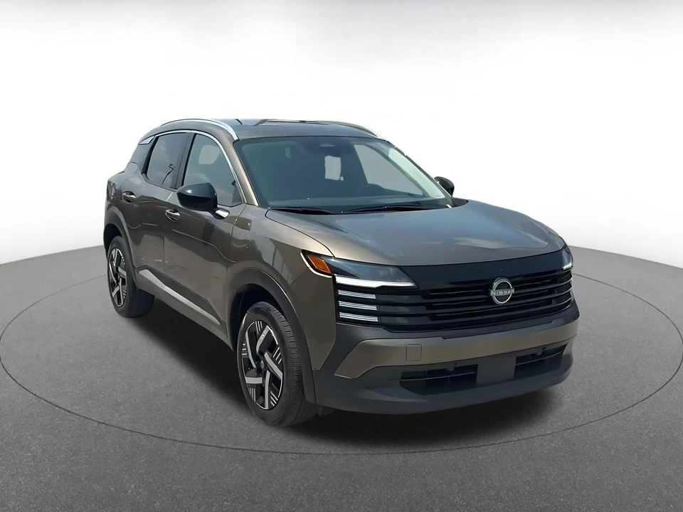 2026 Nissan Kicks - Image 3 of 31
