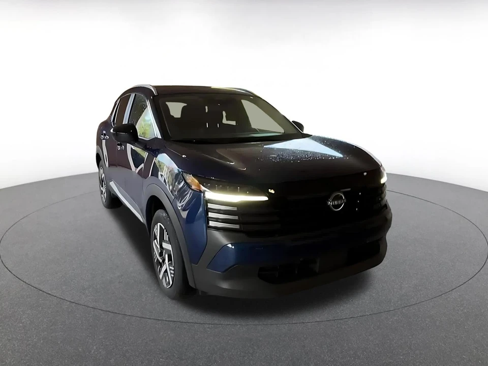 2026 Nissan Kicks - Image 3 of 31