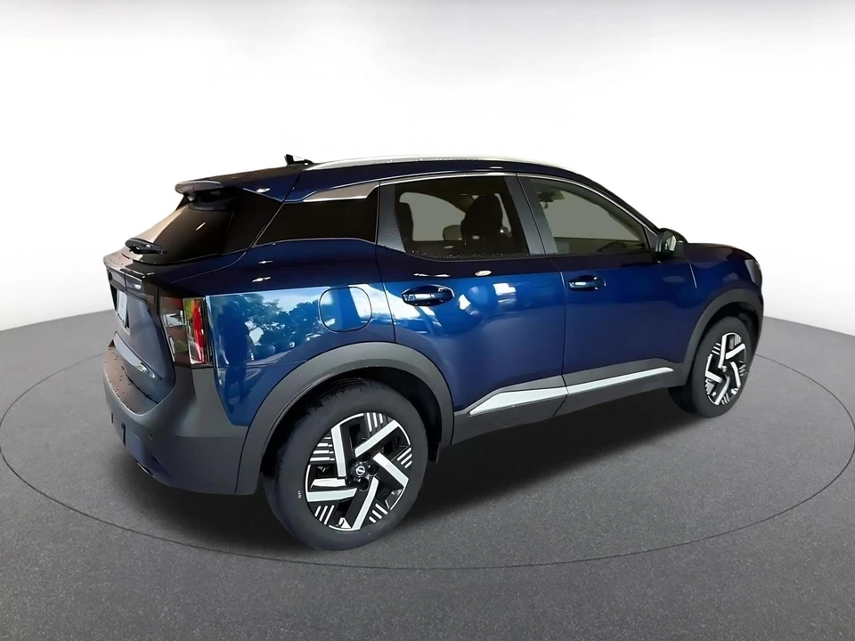 2026 Nissan Kicks - Image 15 of 31