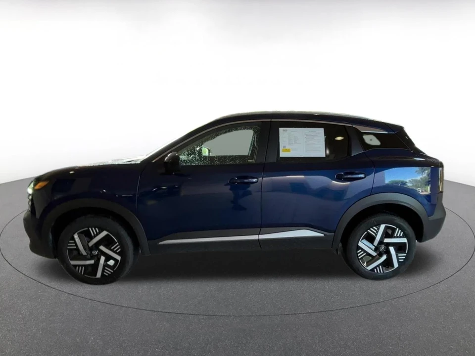 2026 Nissan Kicks - Image 8 of 31
