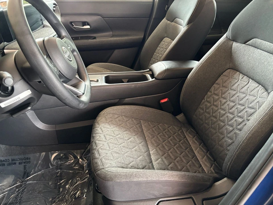 2026 Nissan Kicks - Image 27 of 31