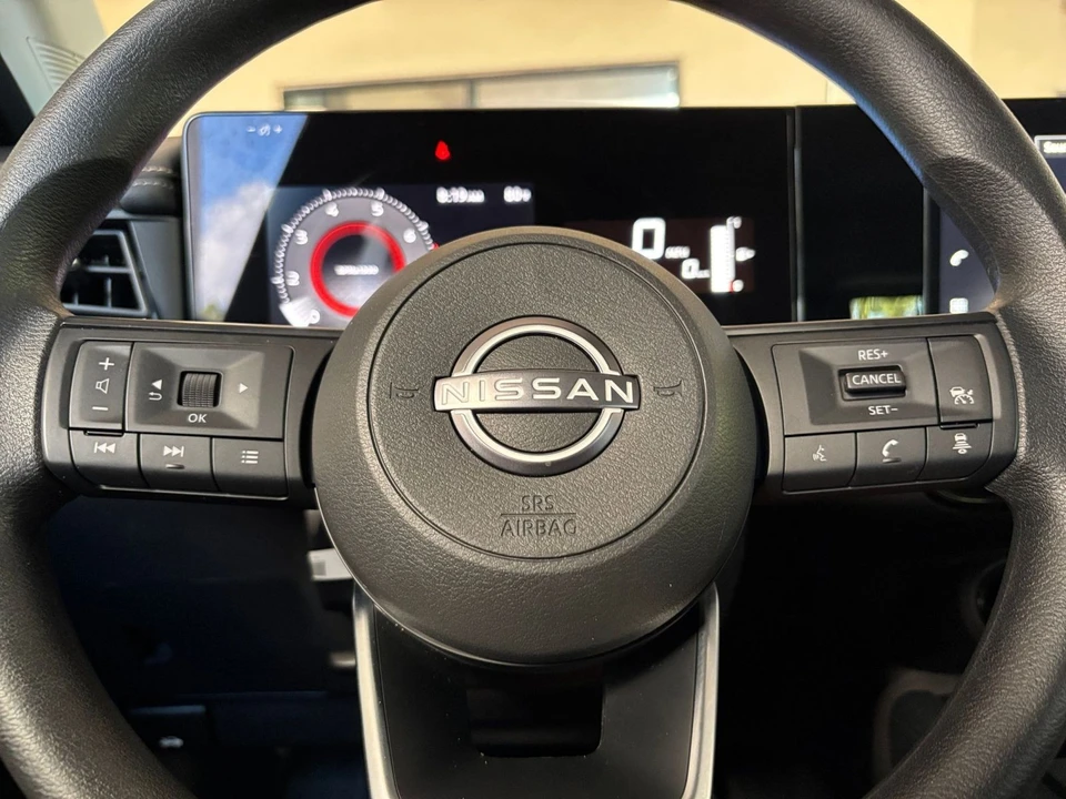 2026 Nissan Kicks - Image 28 of 31