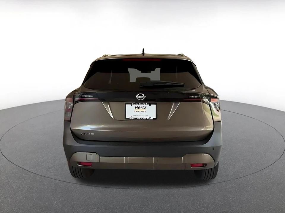 2026 Nissan Kicks - Image 14 of 31