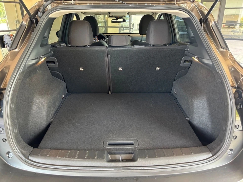 2026 Nissan Kicks - Image 31 of 31