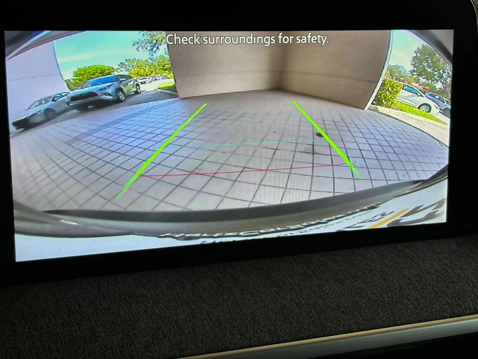2026 Nissan Kicks - Image 23 of 31