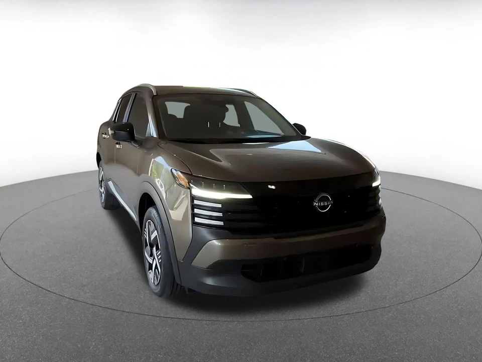 2026 Nissan Kicks - Image 3 of 31