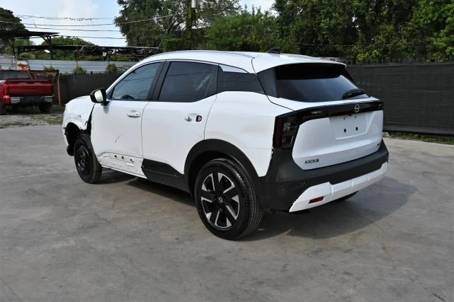 2026 Nissan Kicks - Image 3 of 18