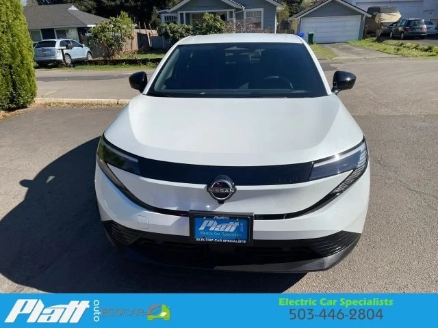 2026 Nissan Leaf - Image 15 of 21