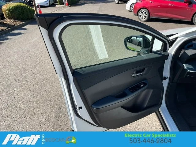 2026 Nissan Leaf - Image 19 of 21