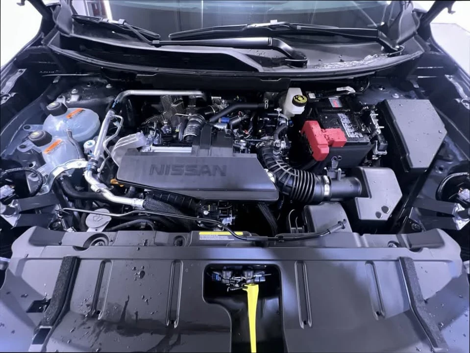 2026 Nissan Rogue - Image 11 of 20