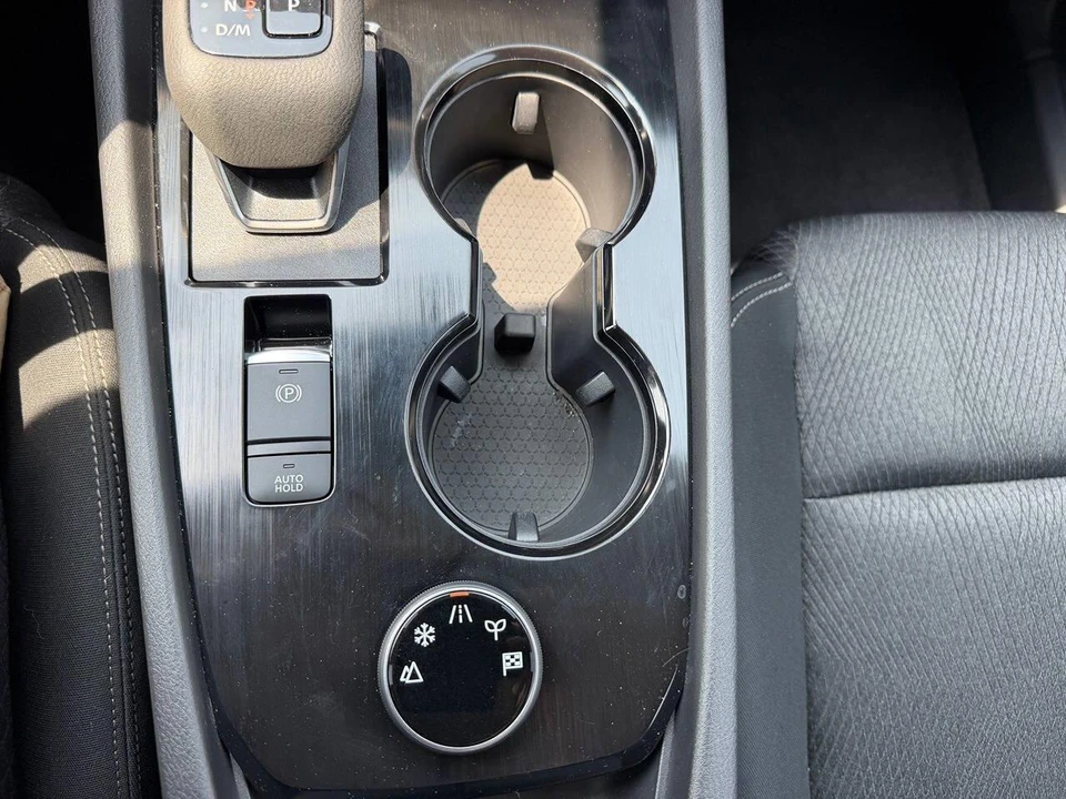 2026 Nissan Rogue - Image 11 of 25
