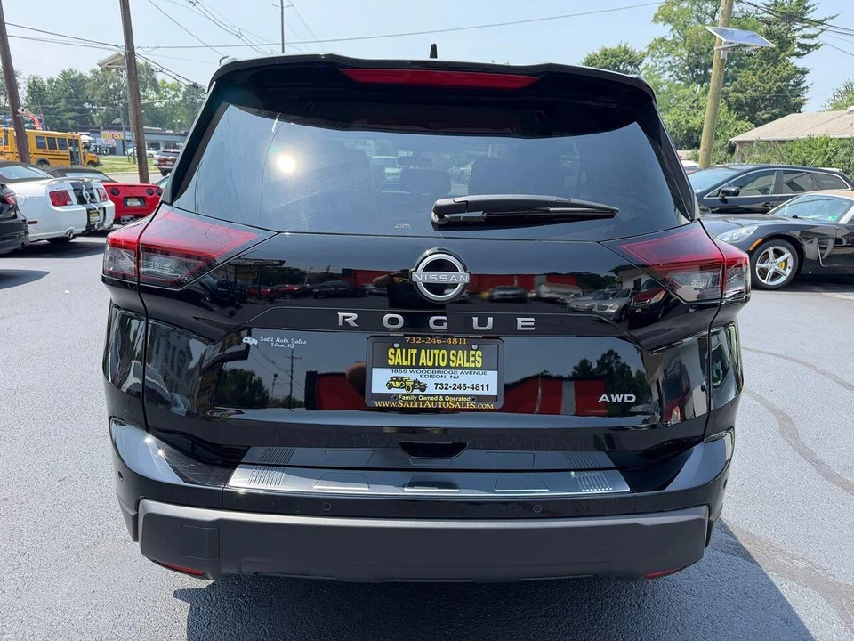 2026 Nissan Rogue - Image 23 of 25