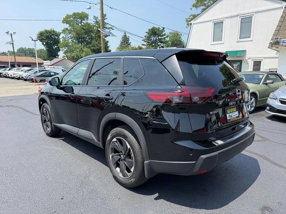 2026 Nissan Rogue - Image 25 of 25