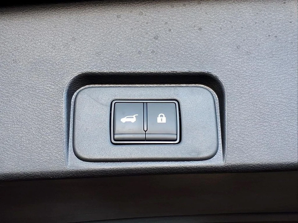 2026 Nissan Rogue - Image 24 of 24