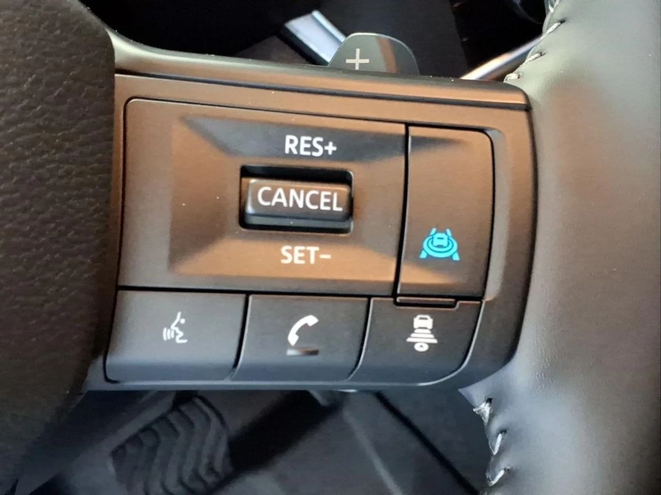 2026 Nissan Rogue - Image 15 of 24