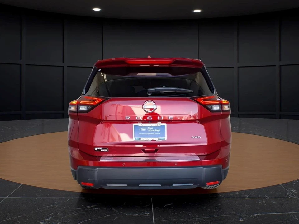 2026 Nissan Rogue - Image 5 of 24