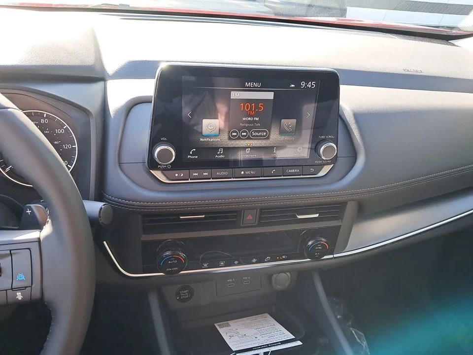 2026 Nissan Rogue - Image 18 of 21