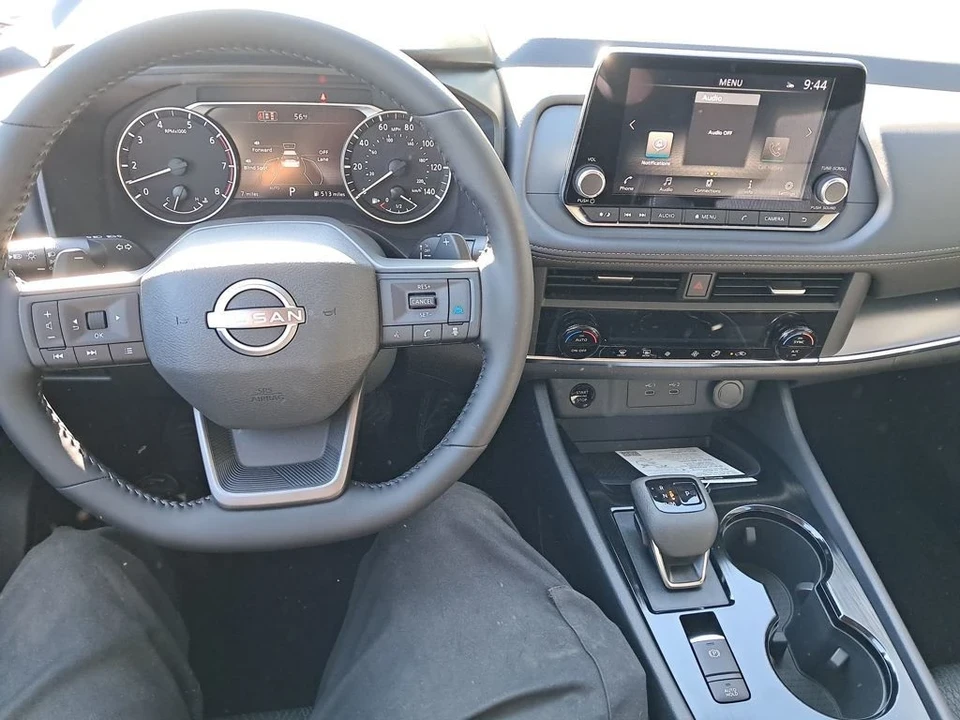 2026 Nissan Rogue - Image 13 of 21